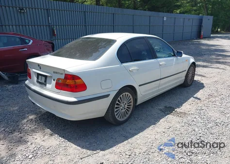 2002 BMW 330Xi from USA, damaged, VIN WBAEW53482PG17446